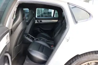 2018 Porsche Panamera Turbo