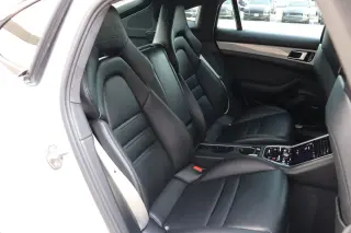 2018 Porsche Panamera Turbo