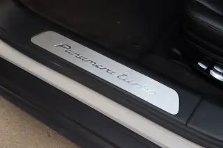 2018 Porsche Panamera Turbo