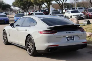 2018 Porsche Panamera Turbo