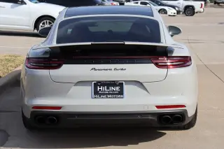 2018 Porsche Panamera Turbo