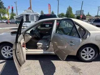 2003 Toyota Camry XLE