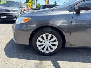 2013 Toyota Corolla LE