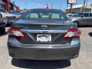 2013 Toyota Corolla LE