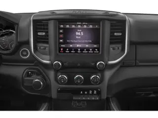 Ram 1500 2020 4x2 Big Horn 4dr Crew Cab 5.6 ft. SB Pickup