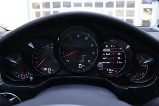 2016 Porsche Panamera Edition