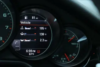 2016 Porsche Panamera Edition