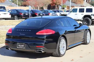 2016 Porsche Panamera Edition