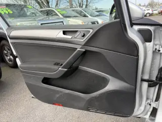 2016 Volkswagen Golf SportWagen TSI Limited Edition