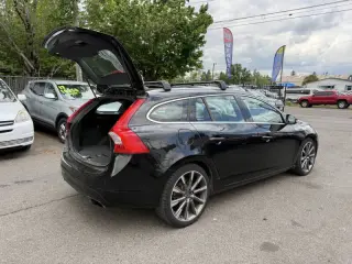 2015 Volvo V60 T5 Drive-E Platinum