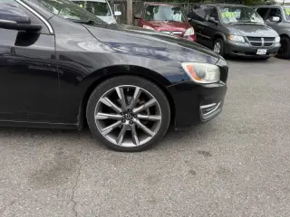 2015 Volvo V60 T5 Drive-E Platinum