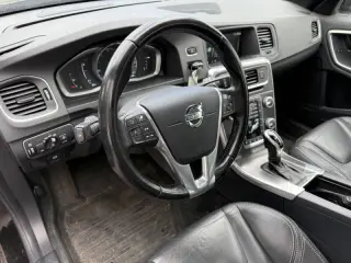 2015 Volvo V60 T5 Drive-E Platinum