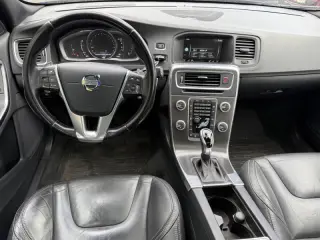 2015 Volvo V60 T5 Drive-E Platinum