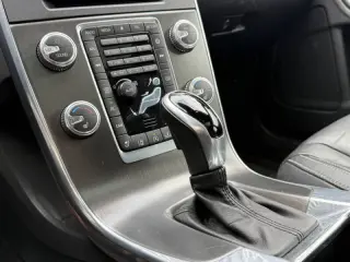 2015 Volvo V60 T5 Drive-E Platinum