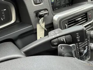 2015 Volvo V60 T5 Drive-E Platinum