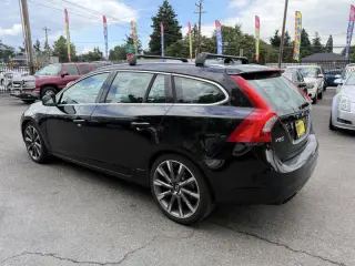 2015 Volvo V60 T5 Drive-E Platinum