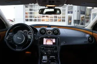 2014 Jaguar XJ XJL Portfolio