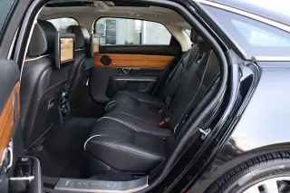 2014 Jaguar XJ XJL Portfolio