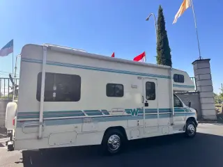 1995 Winnebago Mini Winnie 24 RC