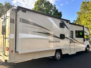 2017 Winnebago Minnie Winnie