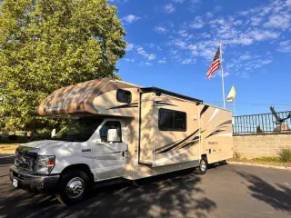 2017 Winnebago Minnie Winnie