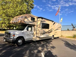 2017 Winnebago Minnie Winnie