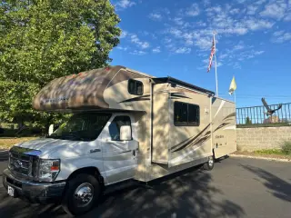 2017 Winnebago Minnie Winnie