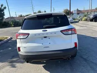 Ford Escape 2022 SE 4dr SUV