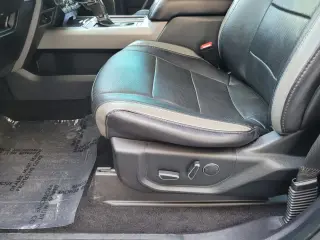 Ford F-150 2018 4x4 Raptor 4dr SuperCrew 5.5 ft. SB