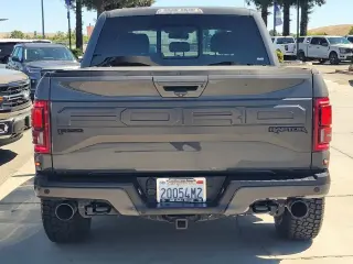 Ford F-150 2018 4x4 Raptor 4dr SuperCrew 5.5 ft. SB