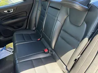 Volvo S60 2019 AWD T6 Momentum 4dr Sedan