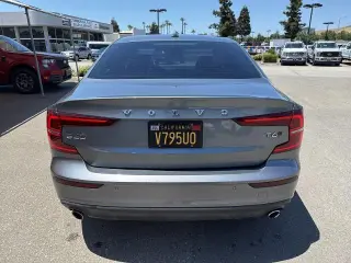 Volvo S60 2019 AWD T6 Momentum 4dr Sedan