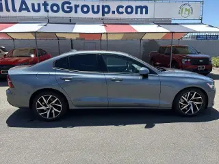 Volvo S60 2019 AWD T6 Momentum 4dr Sedan