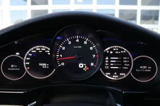 2017 Porsche Panamera 