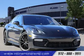 2017 Porsche Panamera 