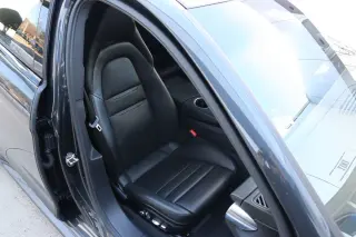 2017 Porsche Panamera 