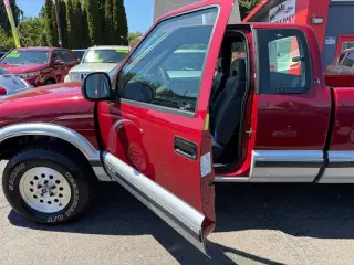 1996 Chevrolet S-10 LS