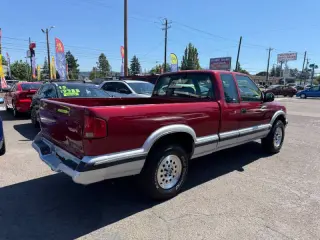 1996 Chevrolet S-10 LS