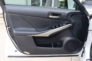 2018 Lexus IS 300 AWD