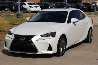 2018 Lexus IS 300 AWD
