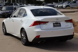 2018 Lexus IS 300 AWD
