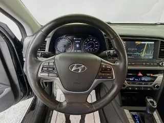 Hyundai ELANTRA 2017 SE 4dr Sedan 6M (US)