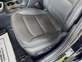 Hyundai ELANTRA 2017 SE 4dr Sedan 6M (US)