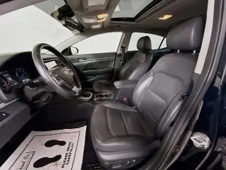 Hyundai ELANTRA 2017 SE 4dr Sedan 6M (US)