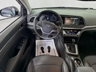 Hyundai ELANTRA 2017 SE 4dr Sedan 6M (US)