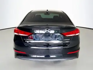 Hyundai ELANTRA 2017 SE 4dr Sedan 6M (US)