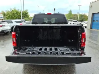 Ford F-150 2023 4x4 Lariat 4dr SuperCrew 5.5 ft. SB