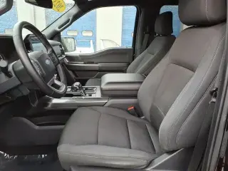 Ford F-150 2023 4x4 Lariat 4dr SuperCrew 5.5 ft. SB