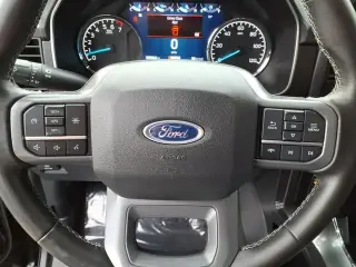Ford F-150 2023 4x4 Lariat 4dr SuperCrew 5.5 ft. SB