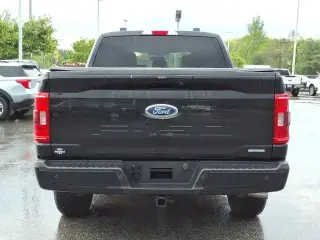 Ford F-150 2023 4x4 Lariat 4dr SuperCrew 5.5 ft. SB